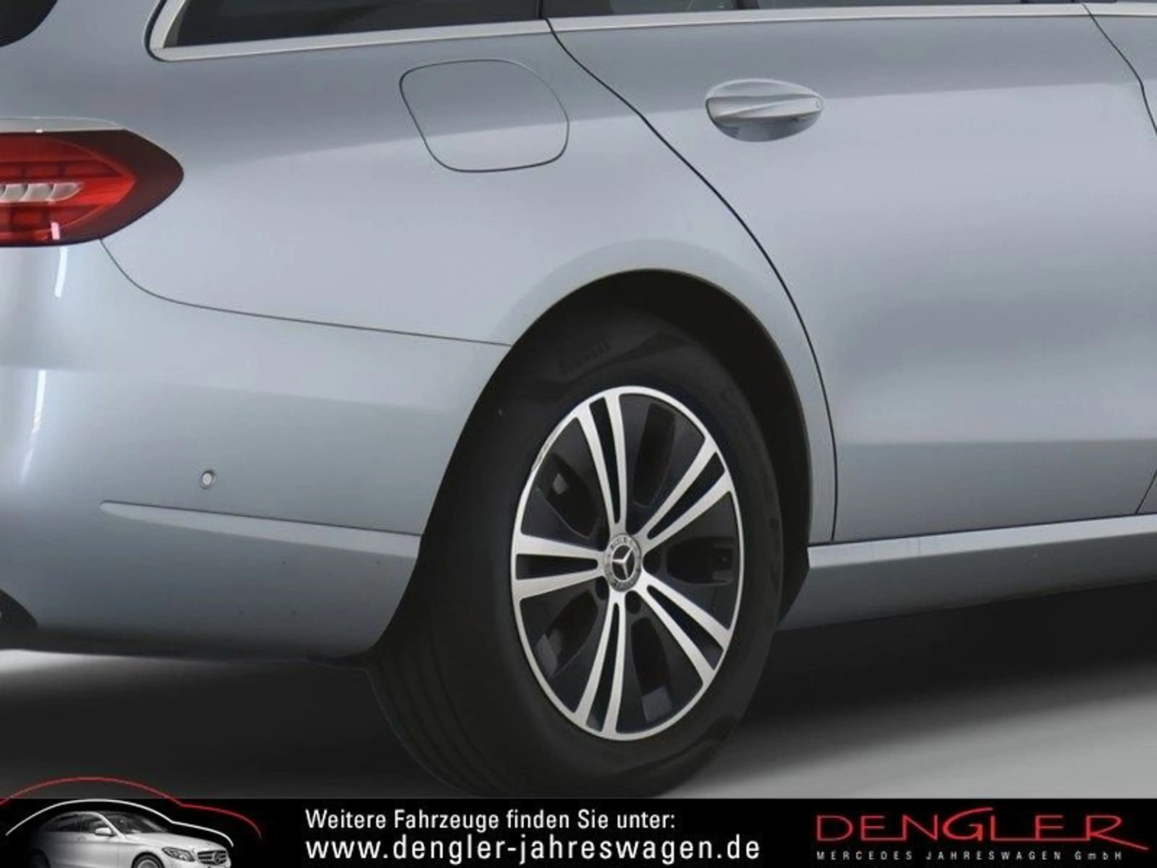 Mercedes-Benz E 220 T d MBUX PREMIUM*SPUR*LED*RFK Avantgarde — photo 9