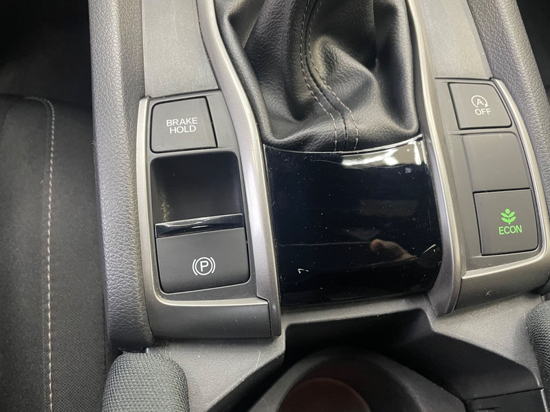 Honda Civic Lim. 5-trg. 1.0 Elegance — photo 9