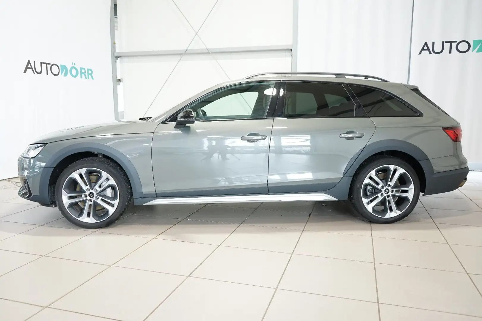 Audi A4 allroad quattro 45 TFSI AHK+ACC+Matrix+Kamera Grau - 2
