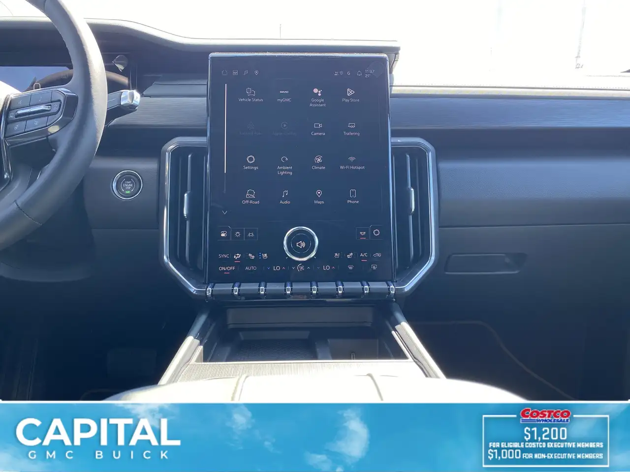 GMC Acadia снимка GMC Acadia
