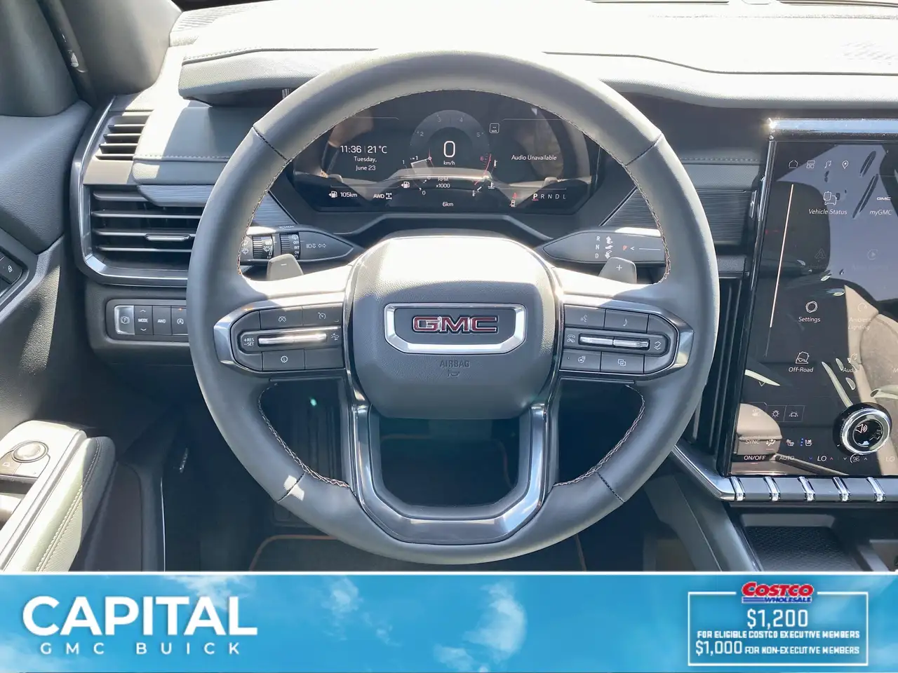 GMC Acadia снимка GMC Acadia