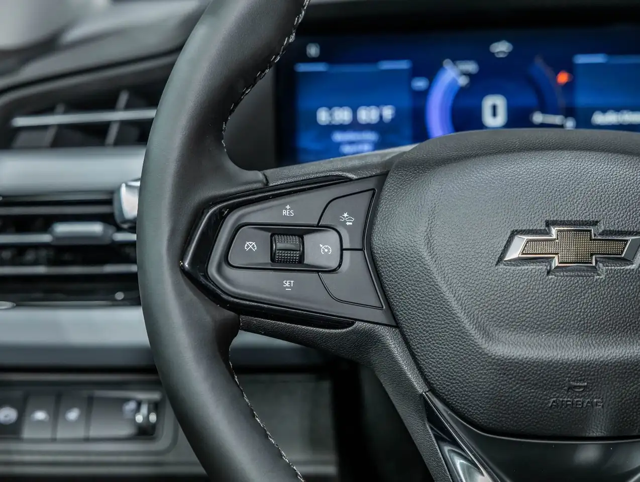 Chevrolet Bolt снимка Chevrolet Bolt