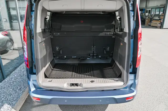 Ford Tourneo Connect view 8