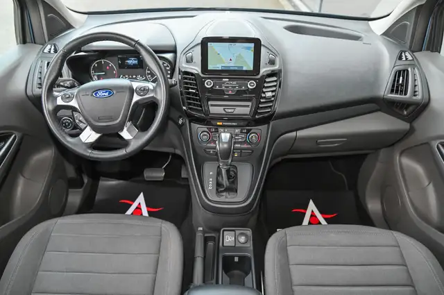 Ford Tourneo Connect view 10
