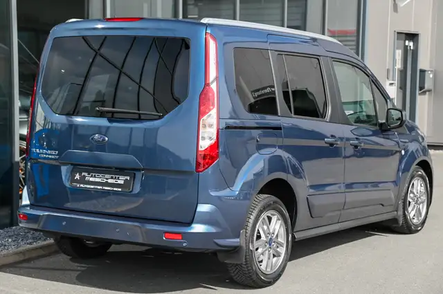 Ford Tourneo Connect view 4