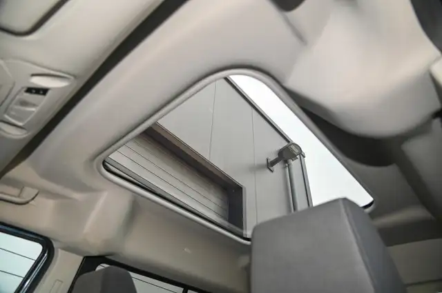 Ford Tourneo Connect view 14