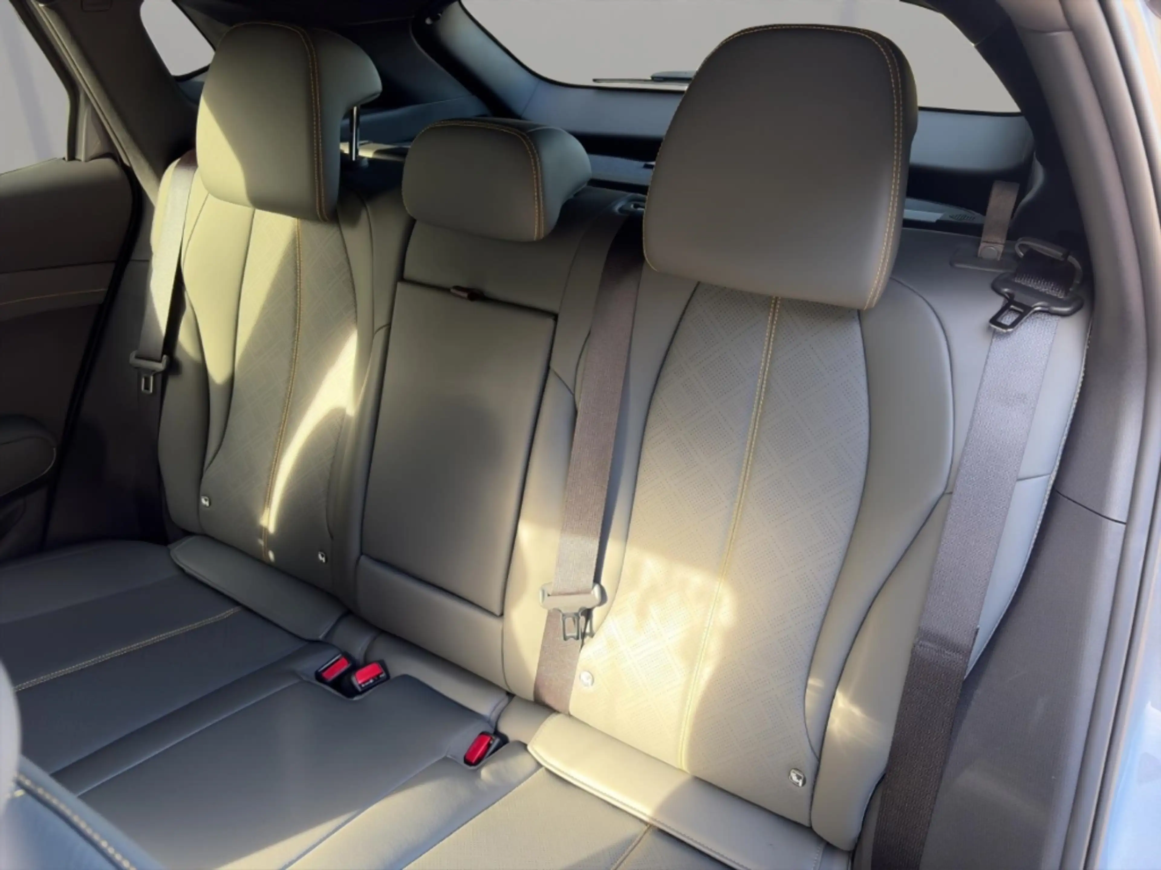 BYD Atto 3 230kw RWD Design 800V SHZ 360° — photo 6