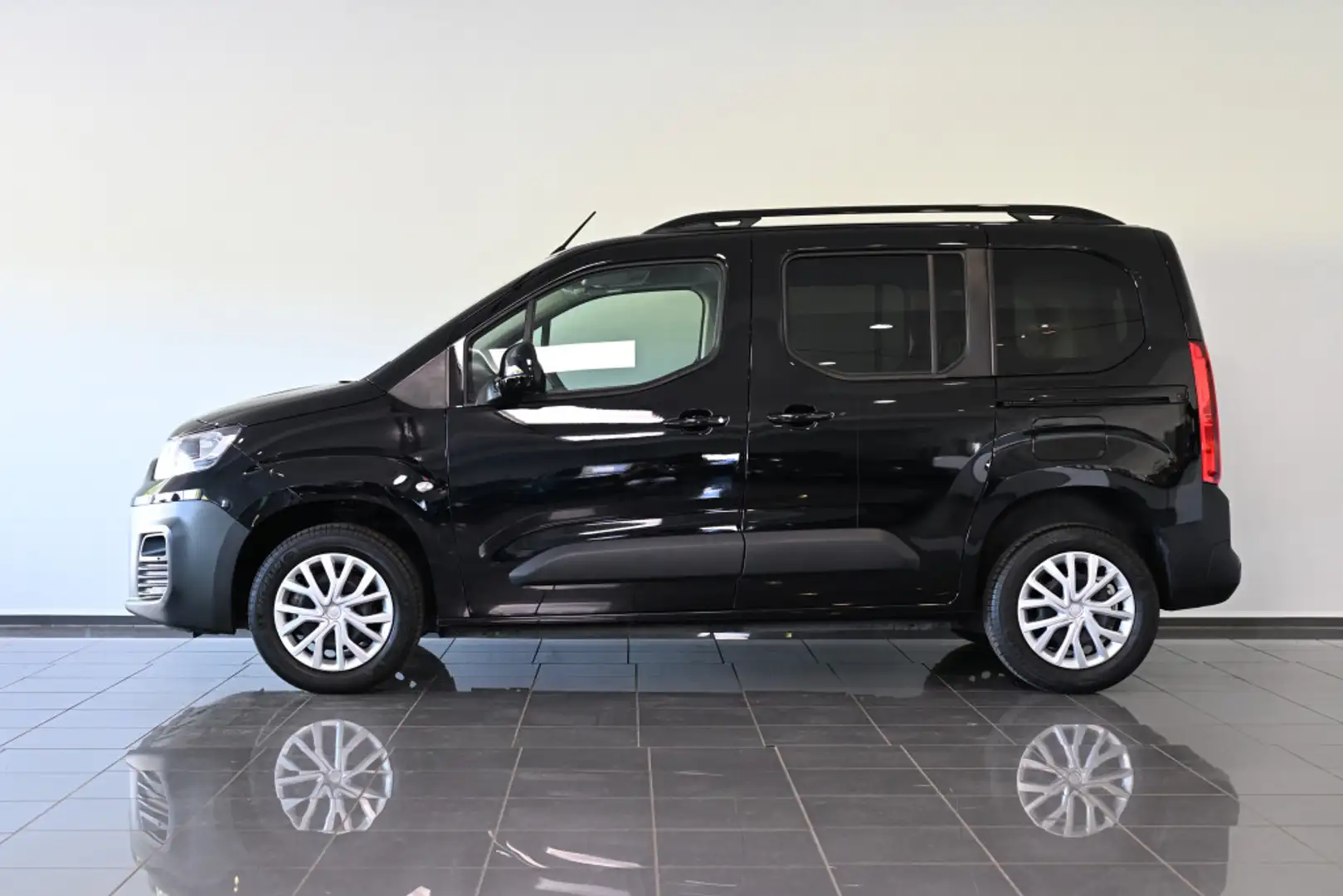 Fiat Doblo 1.5 BlueHDi AT8 Kombi Style Navi PDC Noir - 1
