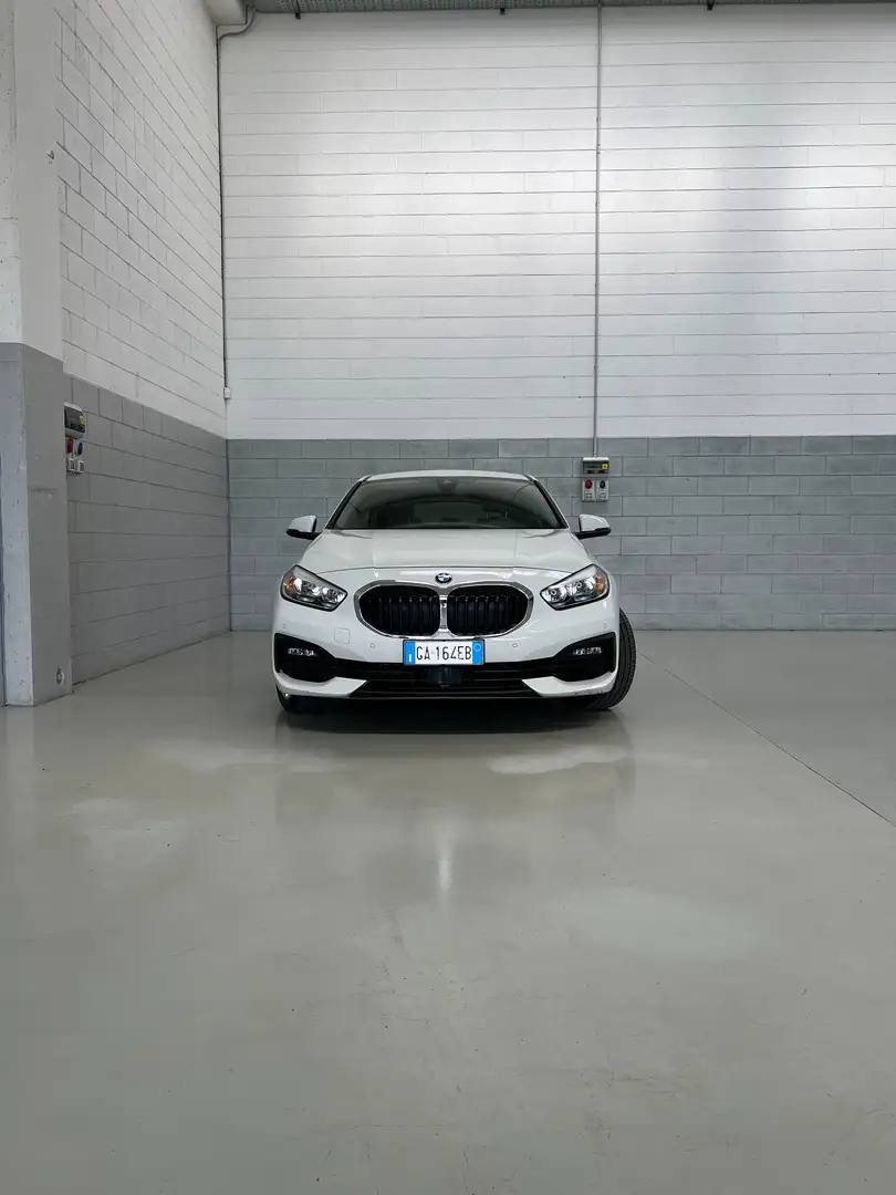 BMW 118 BMW SERIE 1 - 118D Business Advantage Blanc - 2