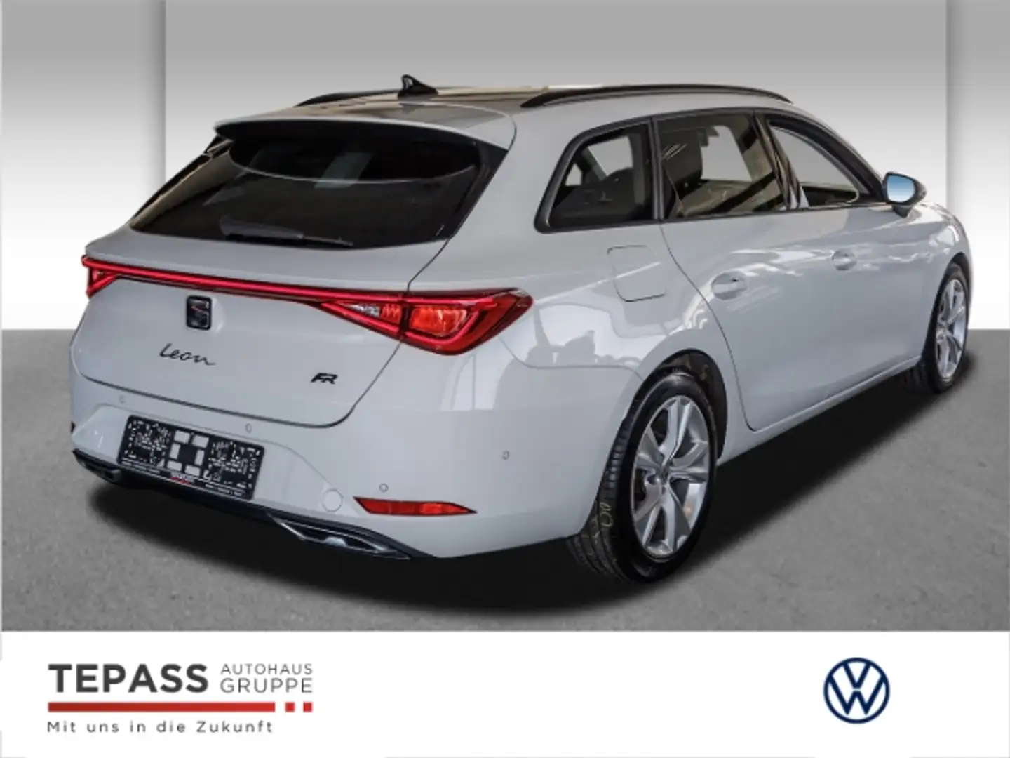 SEAT Leon Sportstourer 1.5 TSI FR-Line LED APP PDC SHZ Weiß - 2