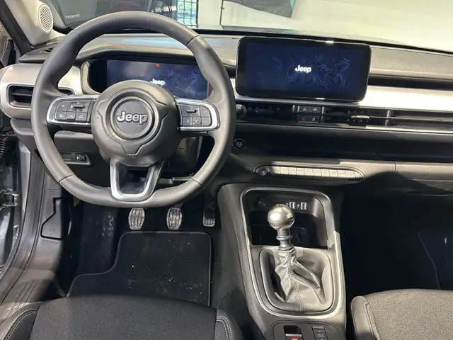 Jeep Avenger view 11