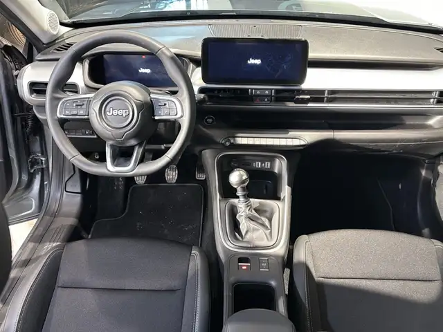 Jeep Avenger view 10