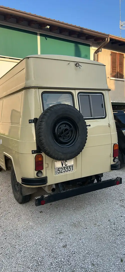 UAZ Buchanka Beige - 1