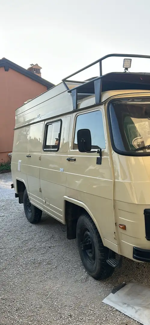 UAZ Buchanka Beige - 2