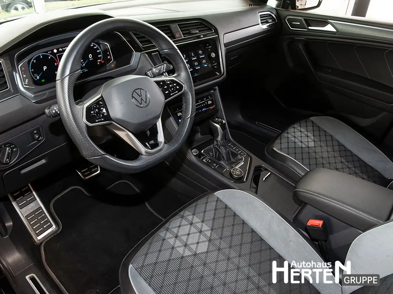 Volkswagen Tiguan Allspace R-Line 4Motion+Black-Style+HUD+, миниатюра 8