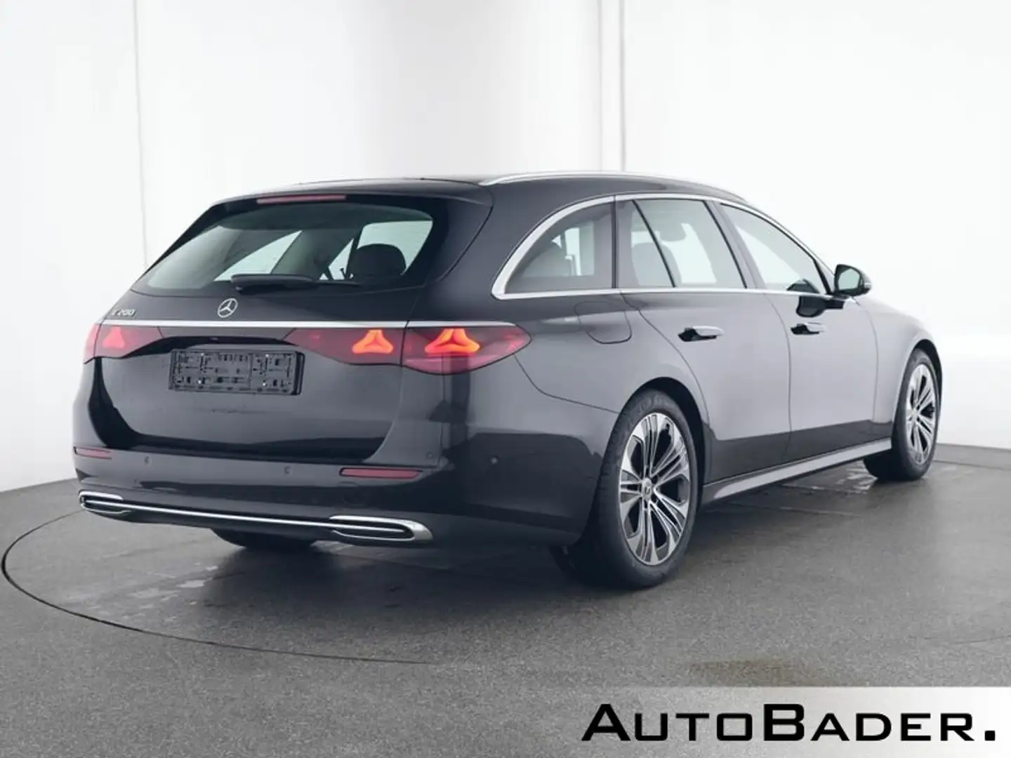 Mercedes-Benz E 200 E 200 T AVANTGARDE Advanced DISTR PSD 19" KeylGO Schwarz - 2