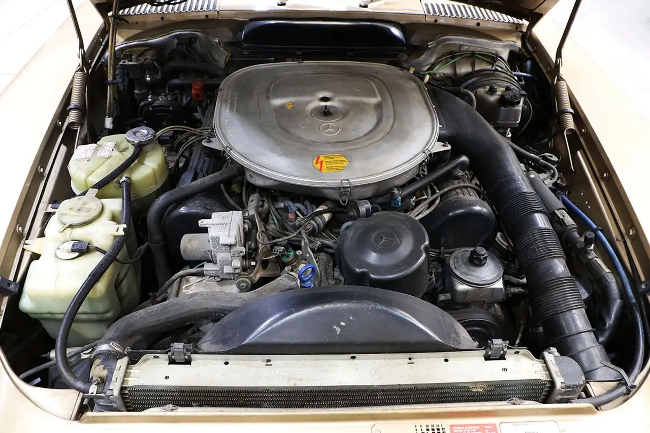 Mercedes-Benz SL 560 R107, foto 7
