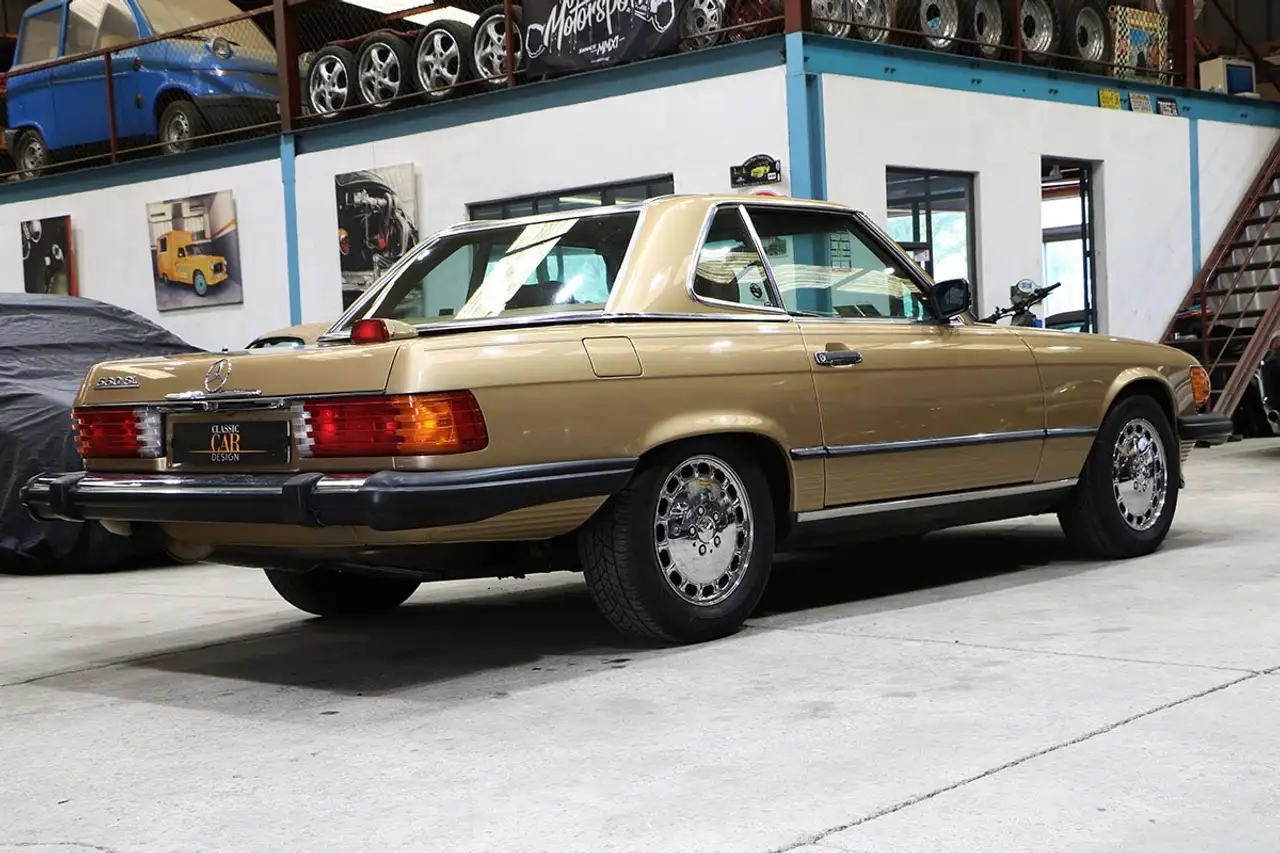 Mercedes-Benz SL 560 R107, foto 4
