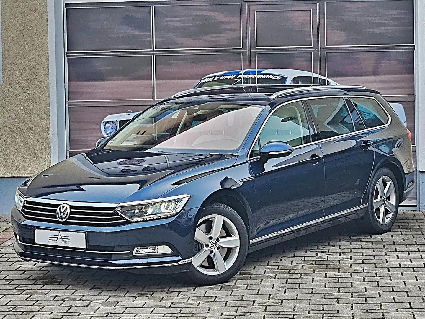 Volkswagen Passat Variant Highline 4Motion/Automatik/ACC Blau - 2