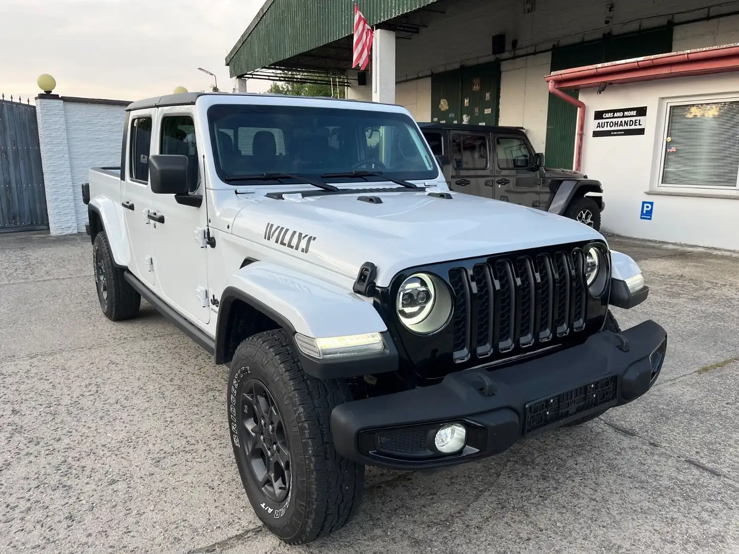 Jeep Gladiator 3,6 V6 4x4 Willys LED AHK Kamera Weiß - 1
