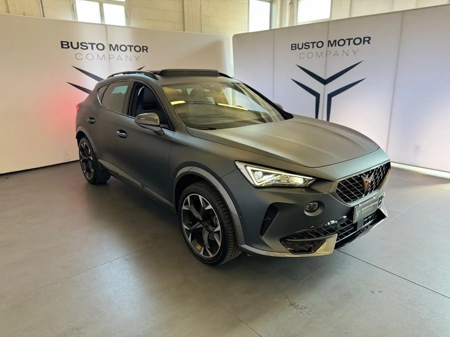 CUPRA Formentor 1.5 TSI 150 CV DSG OPACO TETTO PANO CERCHI 19” Grijs - 1
