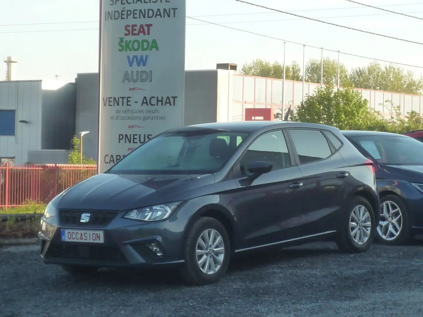 SEAT Ibiza 1.0 TSI Move DSG*CARPLAY*GPS*ASP AR*GARANTIE 1AN Gris - 1