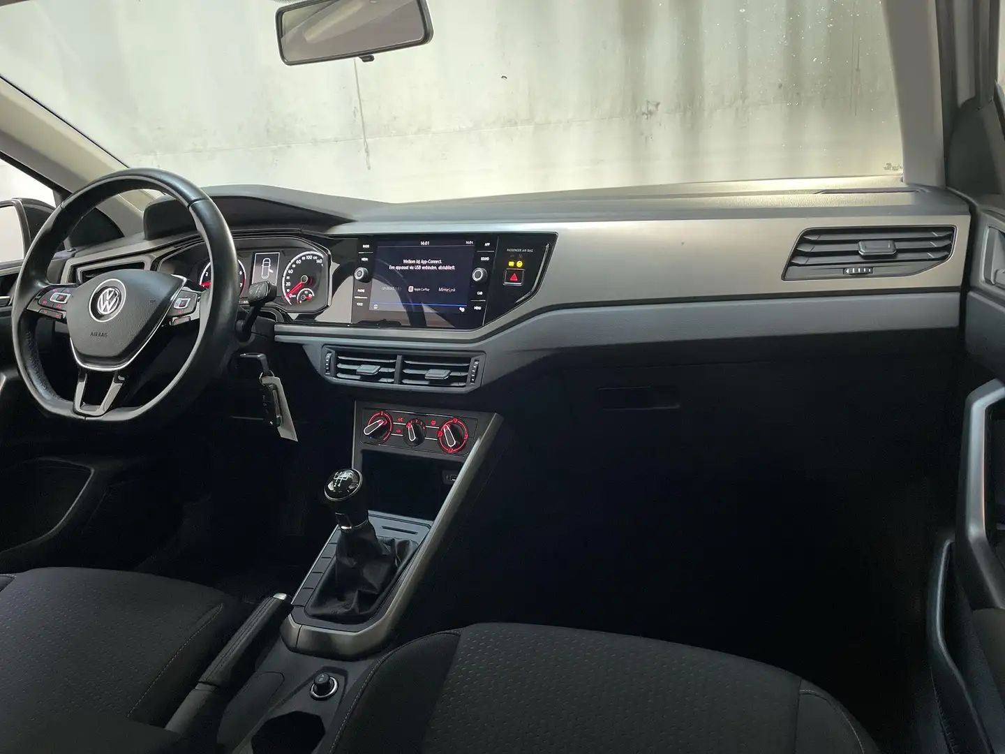 Volkswagen Polo 1.0 TSI Comfortline App-Connect Adaptive Cruise Ai Blanc - 2