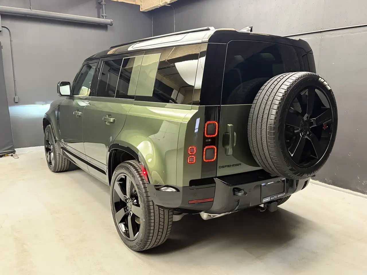 Land Rover Defender снимка Land Rover Defender