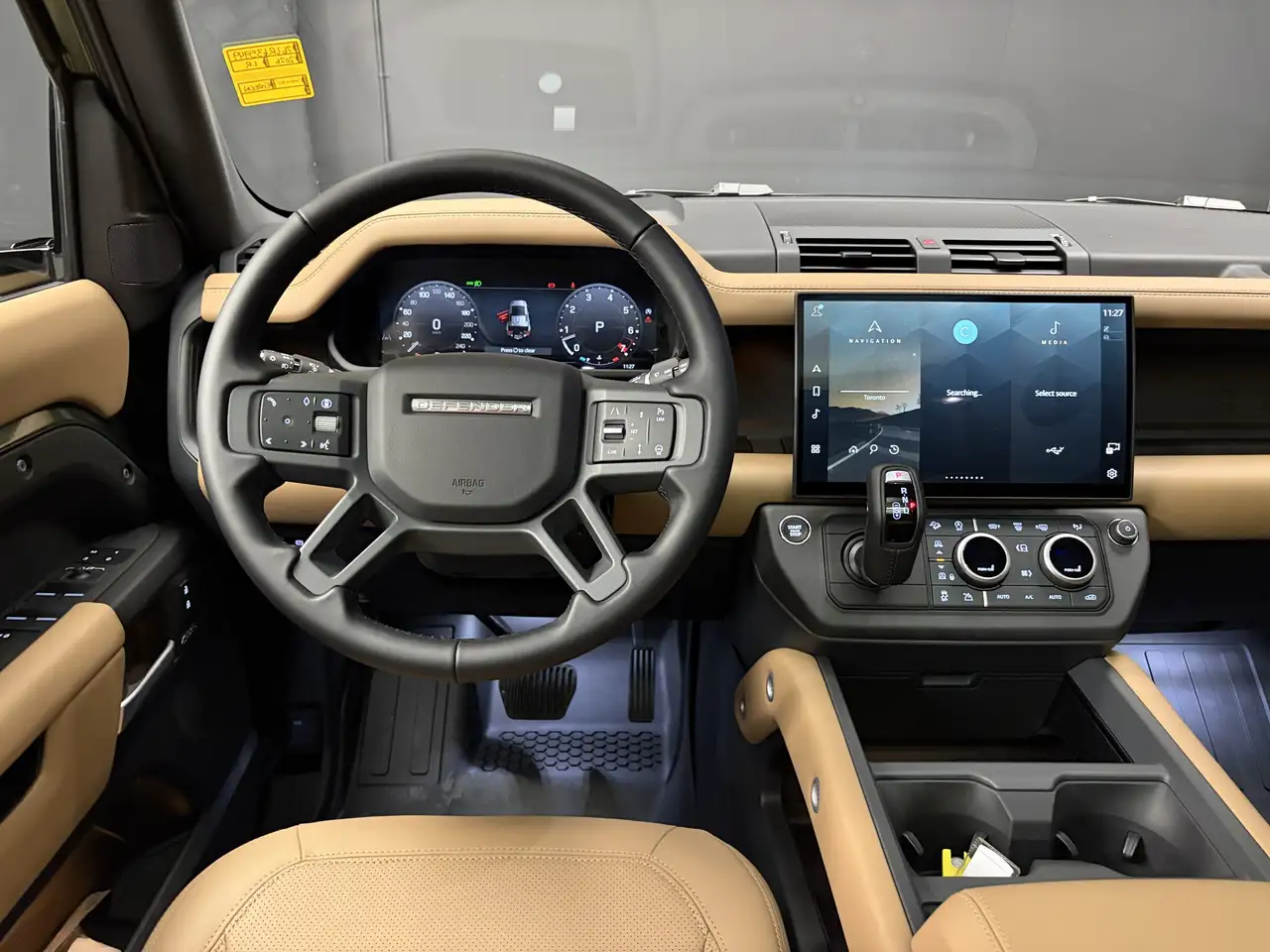 Land Rover Defender снимка Land Rover Defender