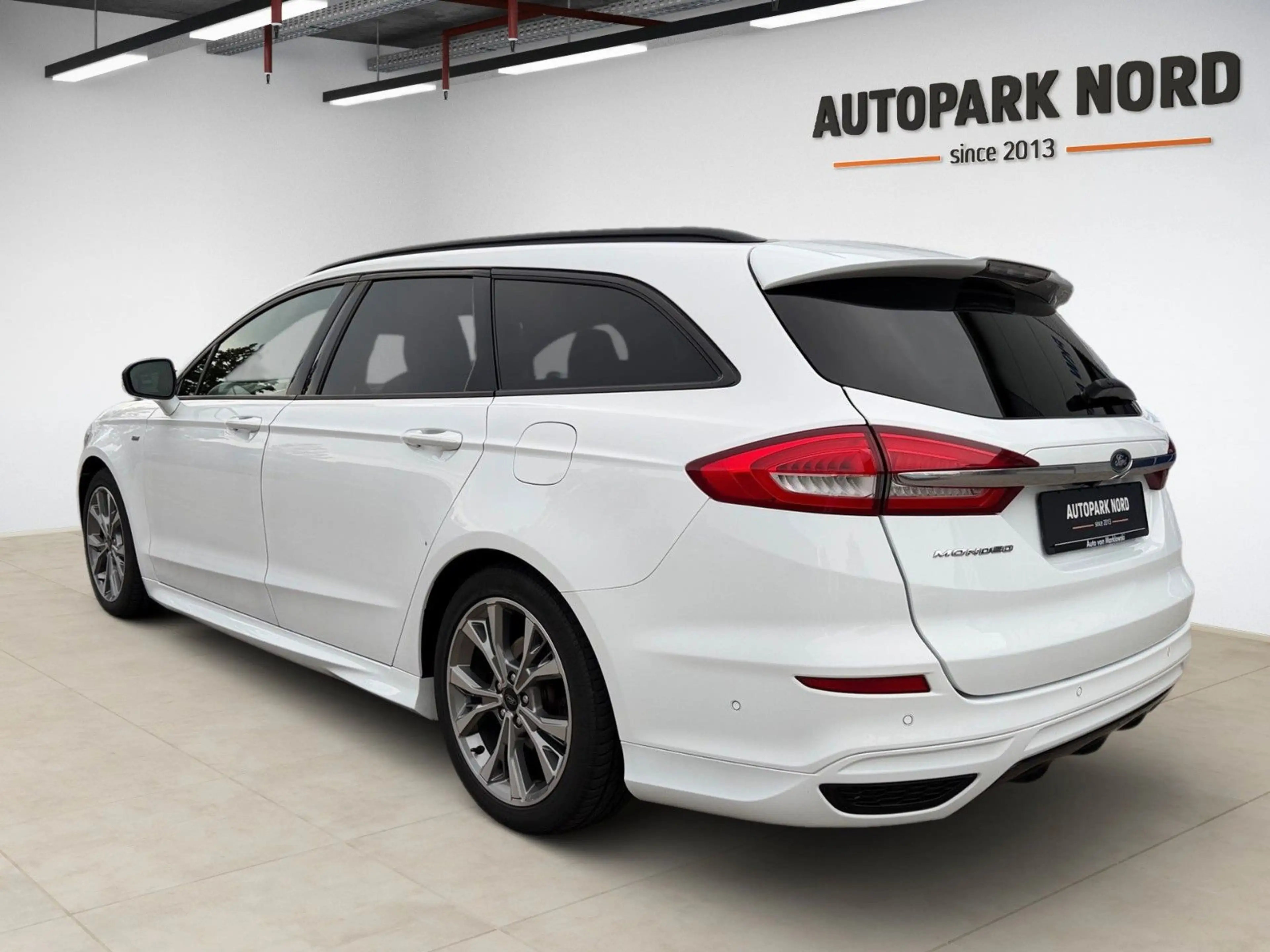 Ford Mondeo 2.0 TDCi Turnier ST-Line Aut. - VOLL!!! — photo 3