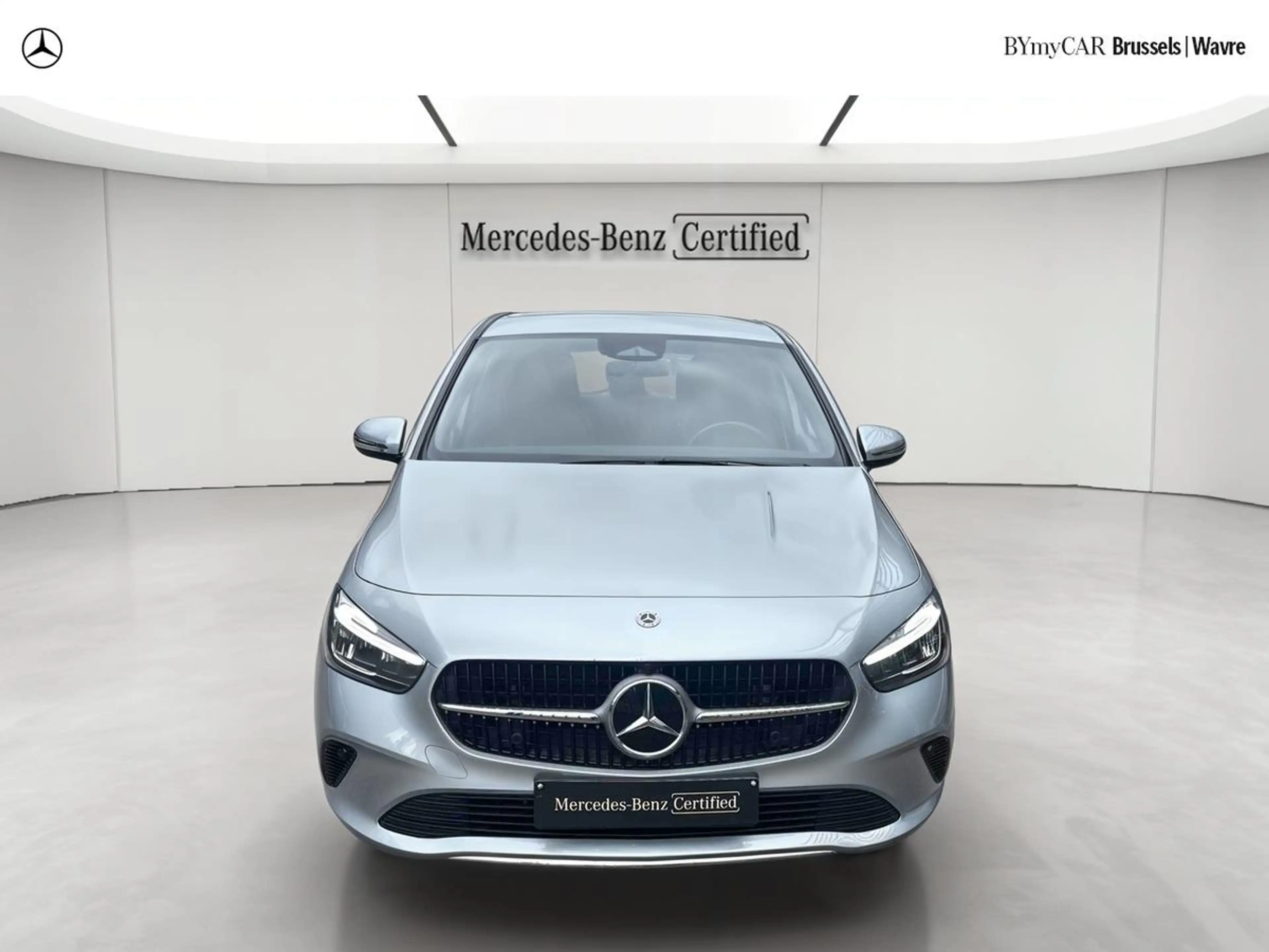 Mercedes-Benz B 180 B Luxury Line — photo 7