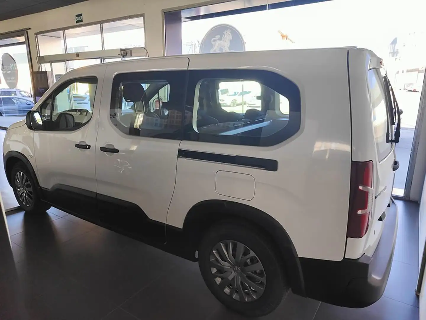 Peugeot Rifter e-Rifter 50kWh Long Active Pack 100kW - 2