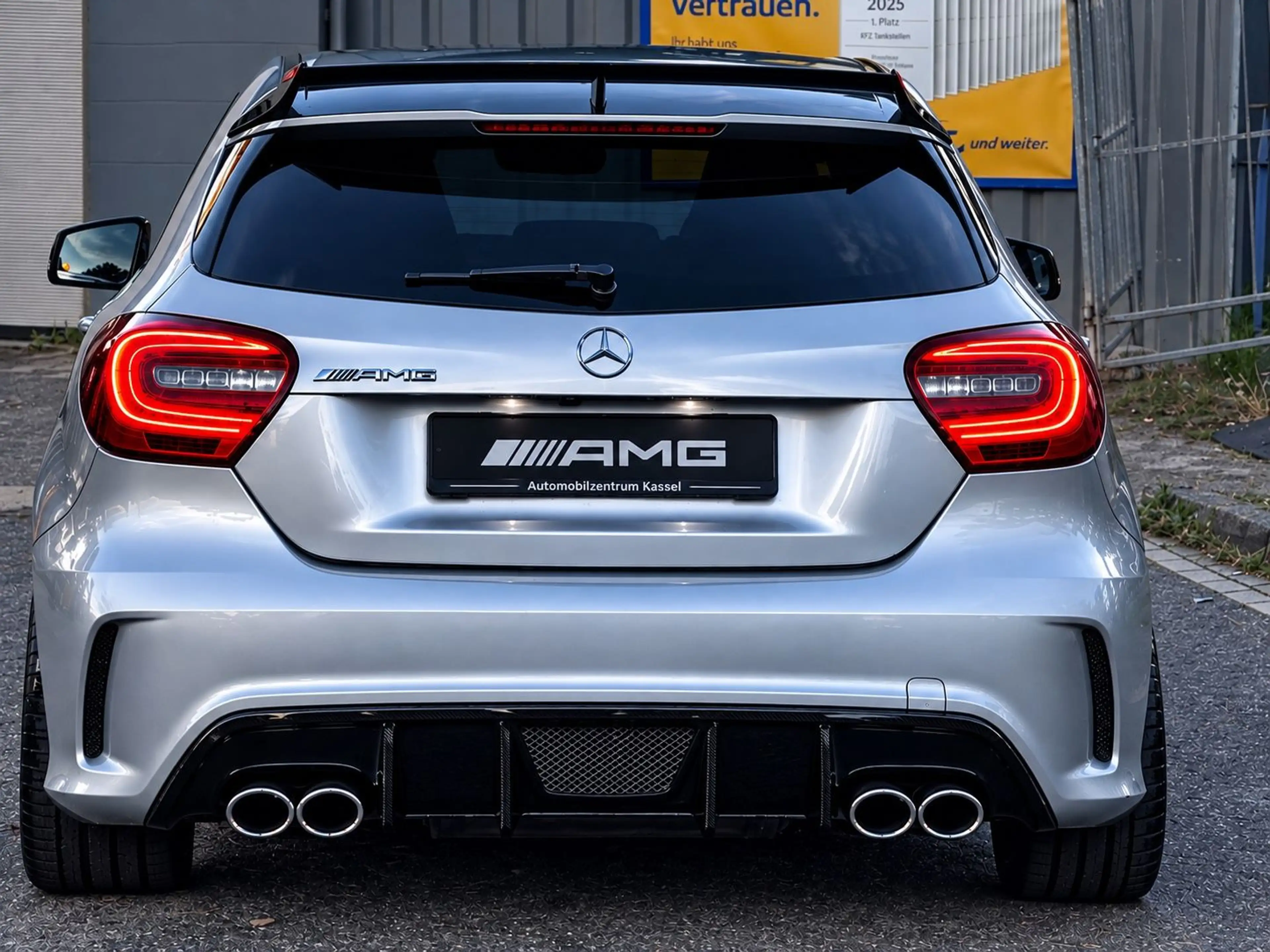 Mercedes-Benz A 200 A A 200 BlueEfficiency AMG Sport — photo 4