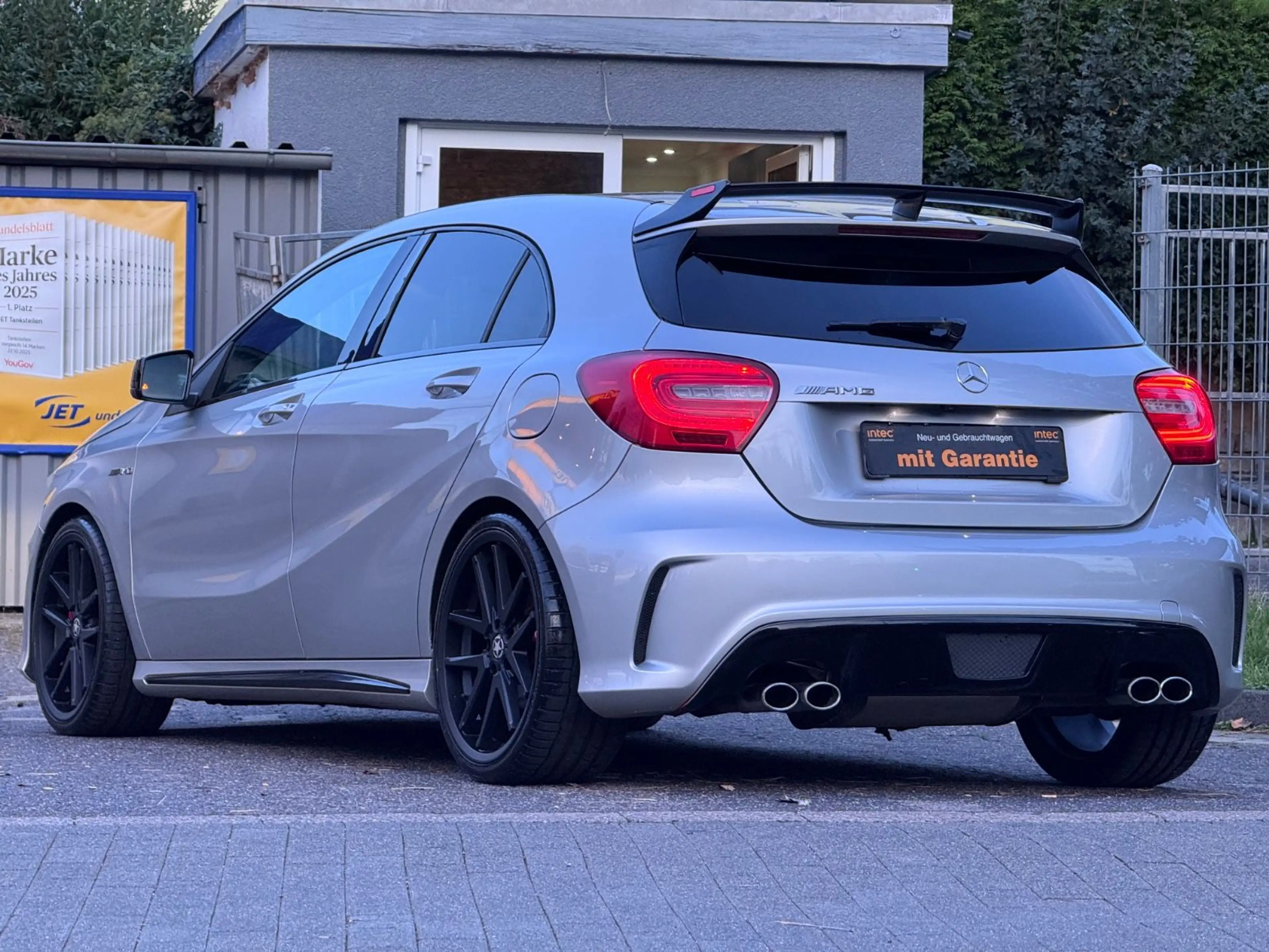 Mercedes-Benz A 200 A A 200 BlueEfficiency AMG Sport — photo 3