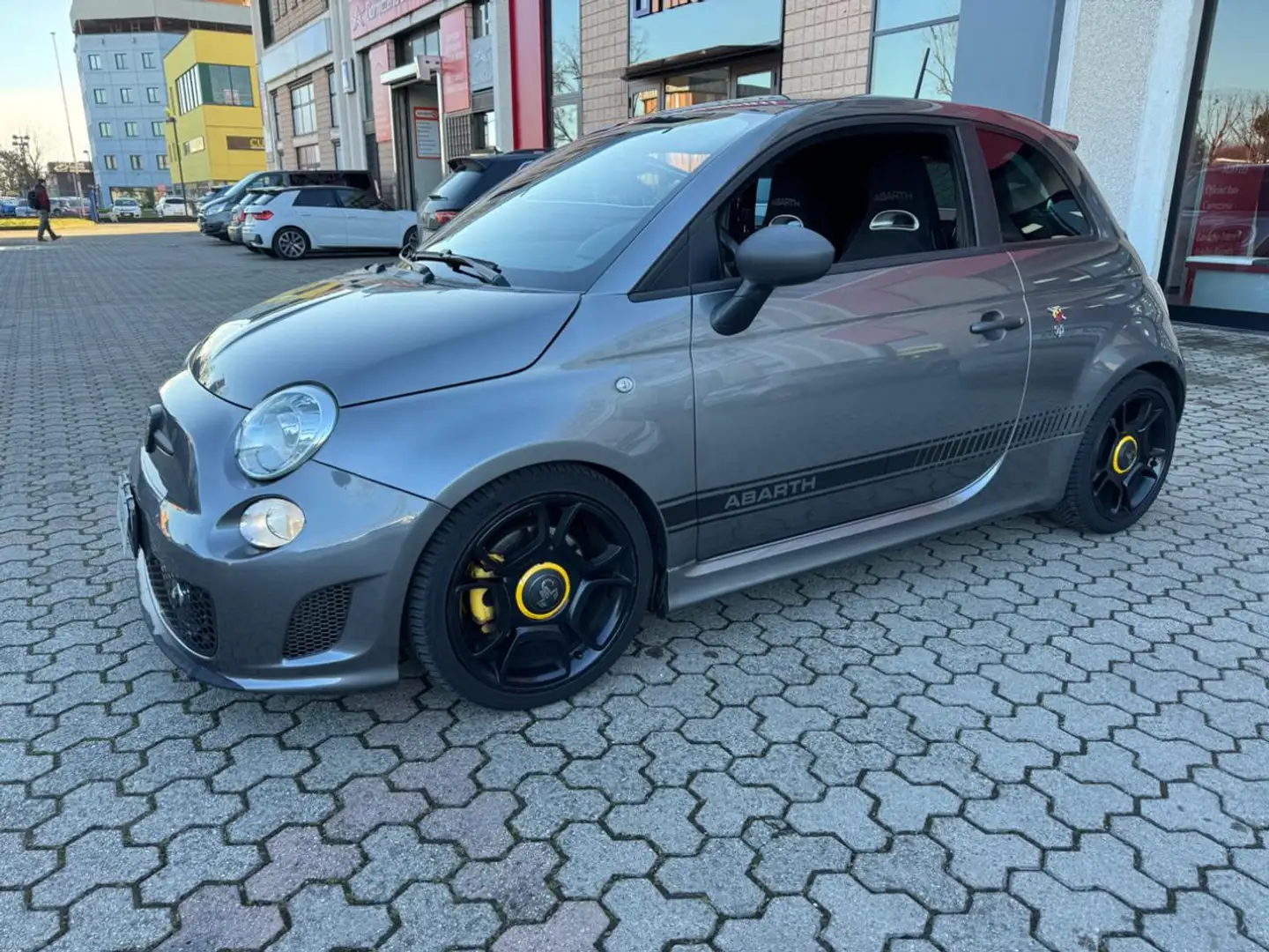 Abarth 595 1.4 Turbo T-Jet 160 CV MTA Competizione Gris - 2