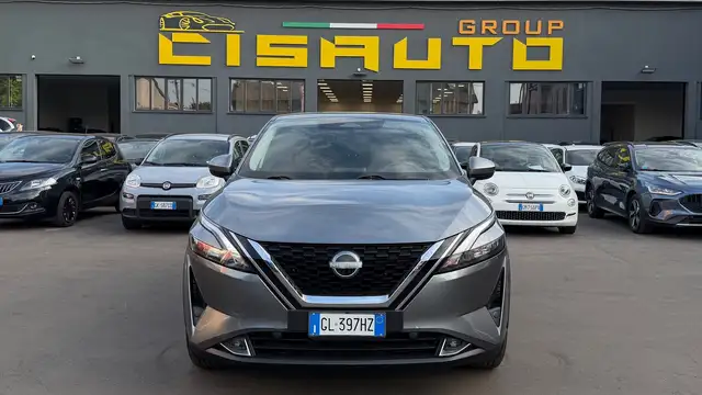 Nissan Qashqai view 2