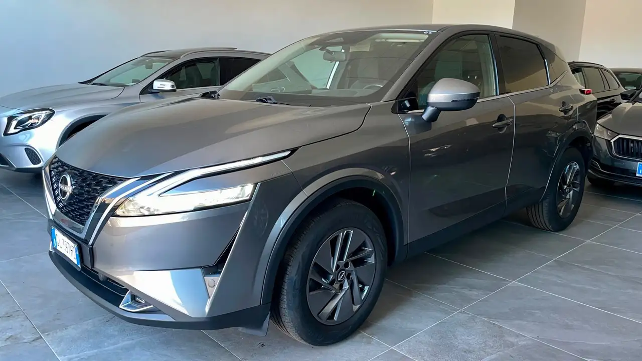 Nissan Qashqai 1.3 TEKNA MHVE 158CV FULL LED, миниатюра 3