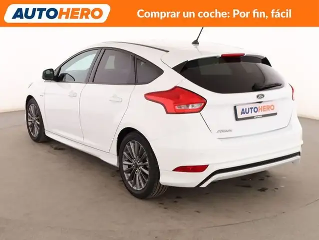 Ford Focus view 4