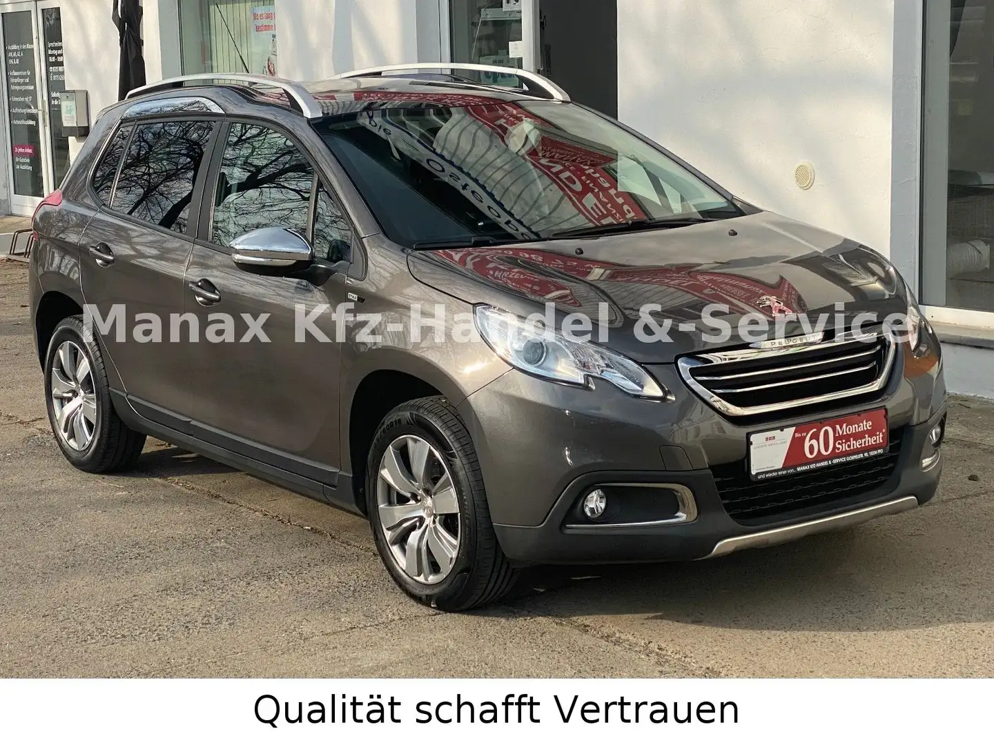 Peugeot 2008 Panoramadach,Sitzheizung,Tempomat Grau - 1