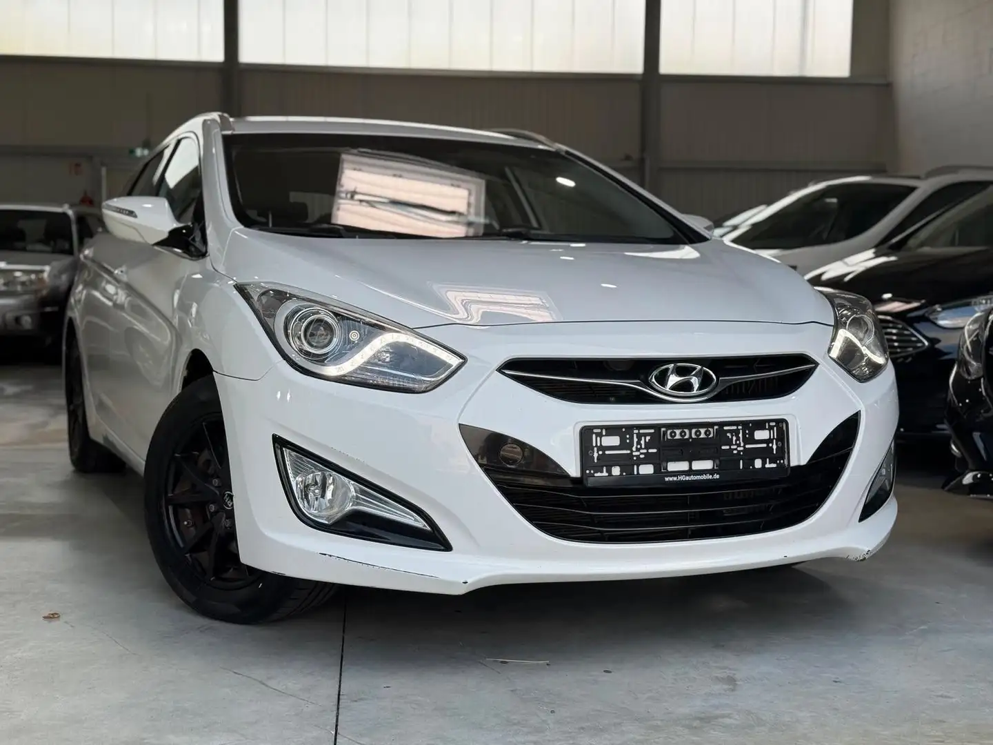 Hyundai i40 cw FIFA World Cup Edition Weiß - 1