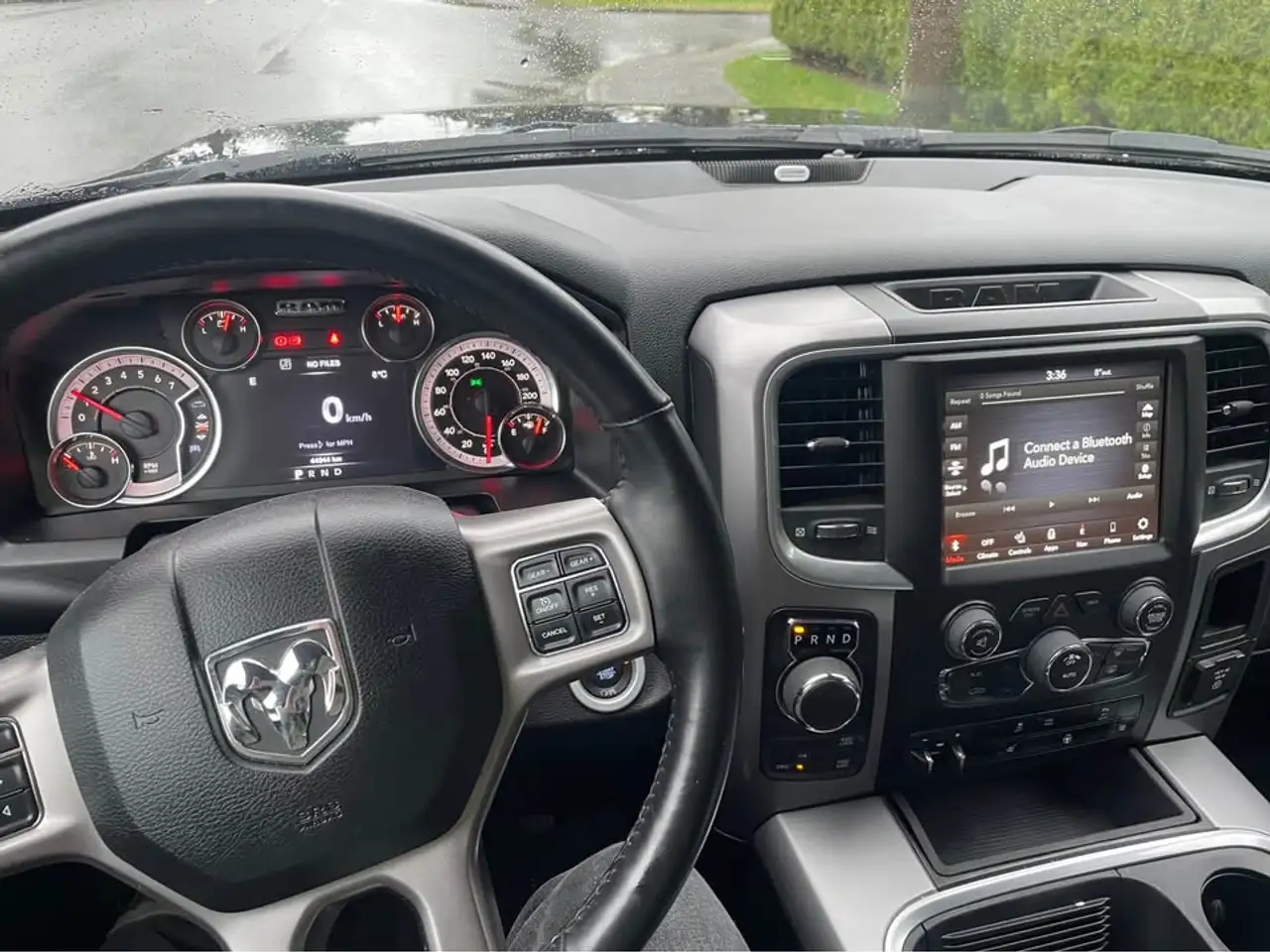 RAM 1500 снимка RAM 1500