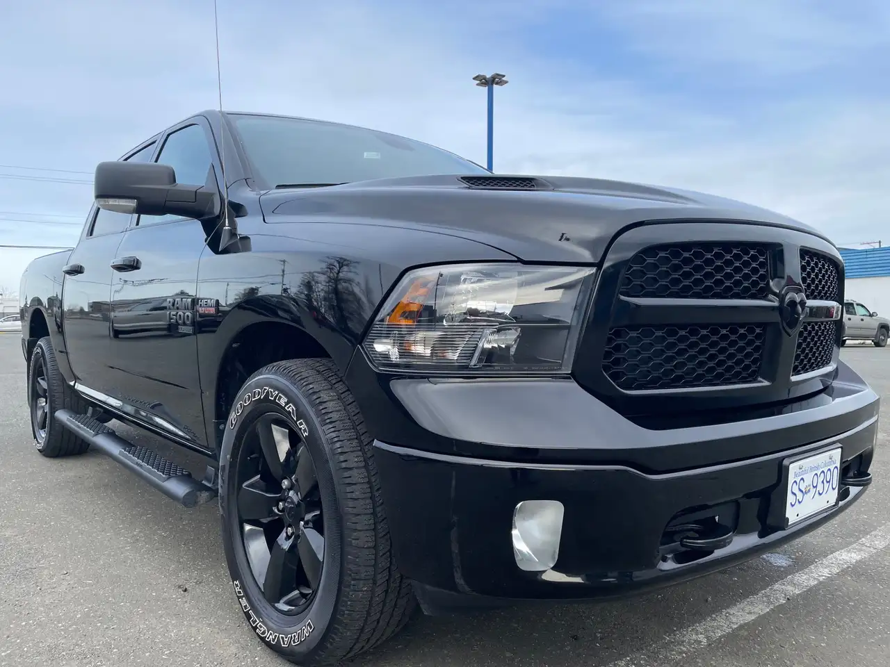 RAM 1500 снимка RAM 1500