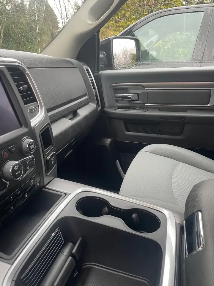RAM 1500 снимка RAM 1500