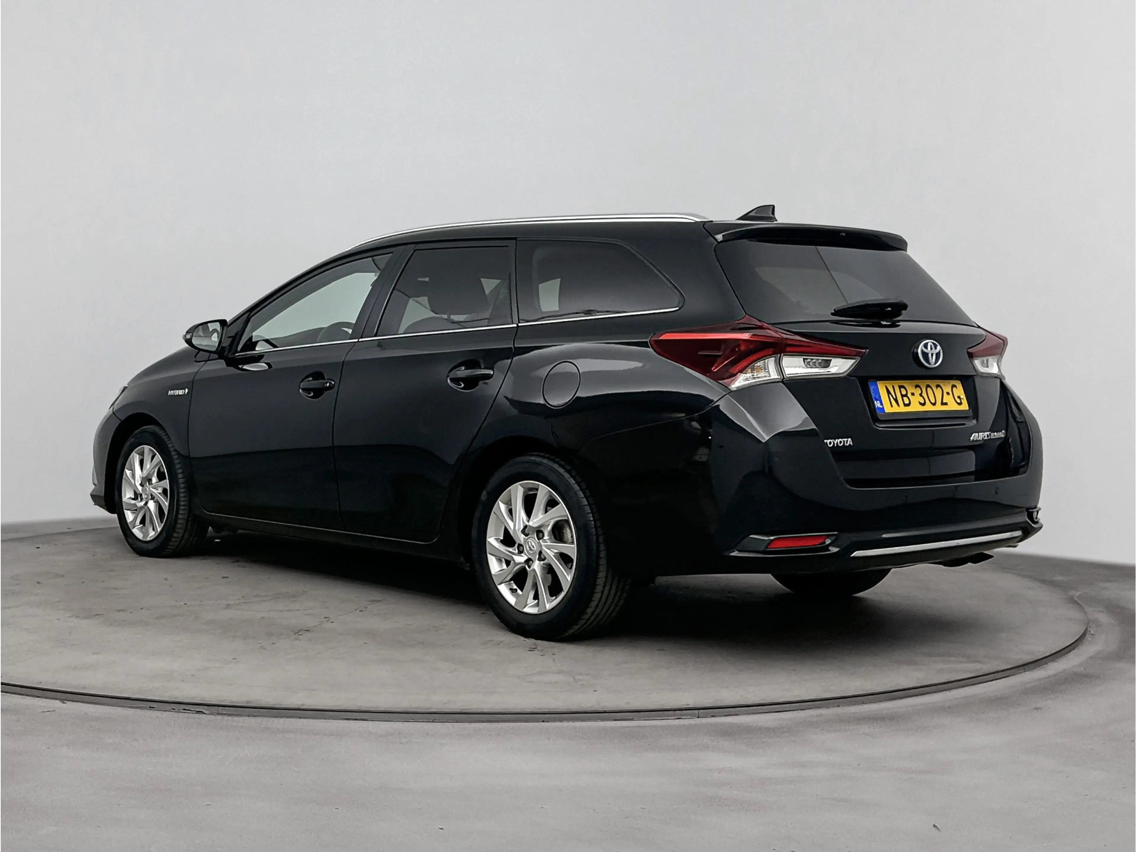 Toyota Auris Touring Sports 1.8 Hybrid Lease pro | Navigatie | — photo 13
