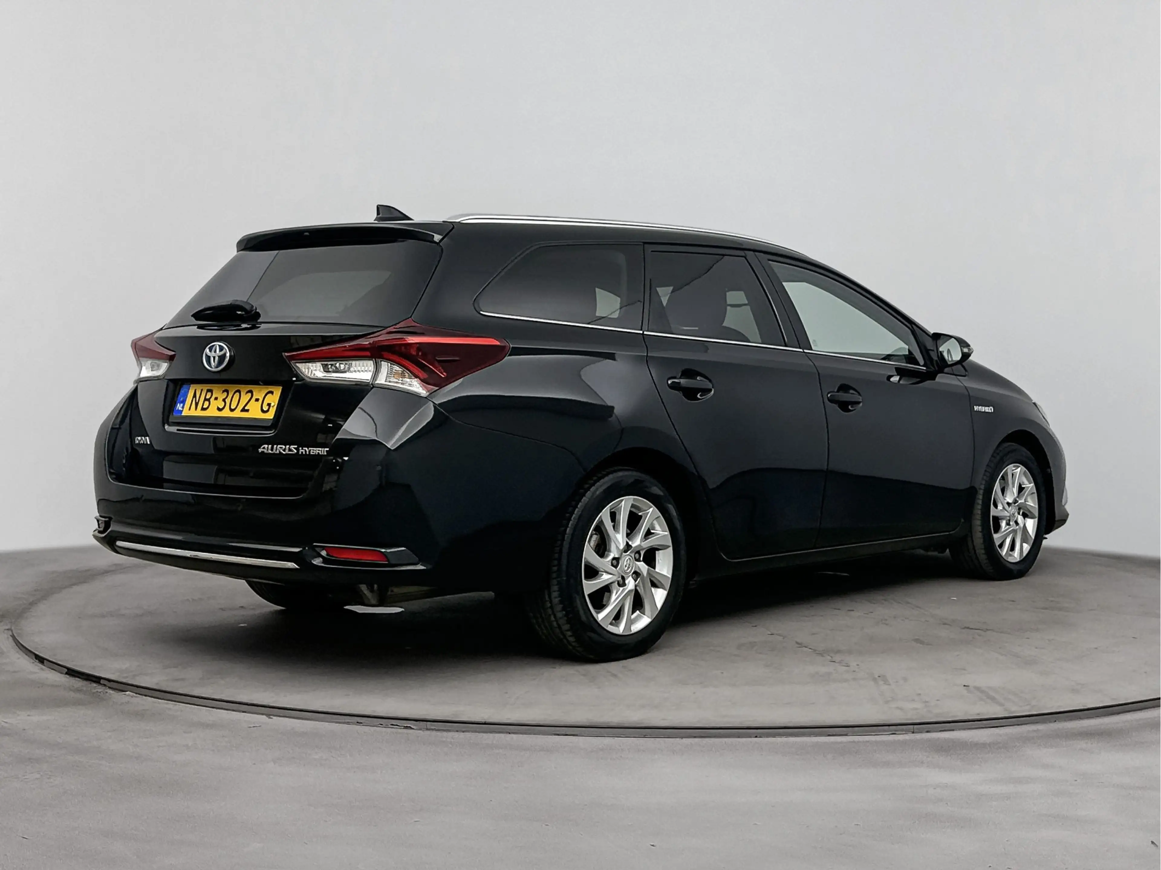 Toyota Auris Touring Sports 1.8 Hybrid Lease pro | Navigatie | — photo 2
