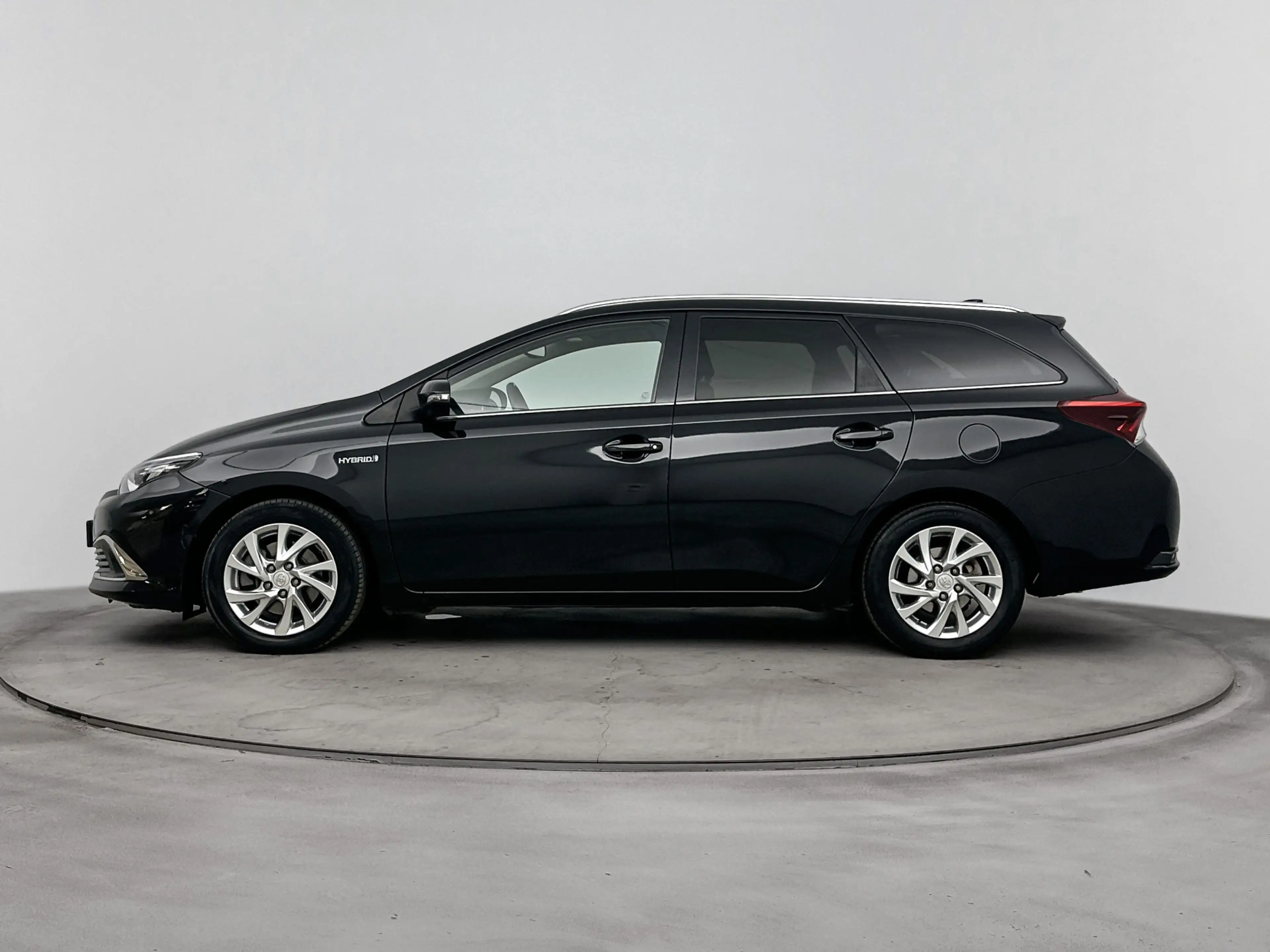 Toyota Auris Touring Sports 1.8 Hybrid Lease pro | Navigatie | — photo 3