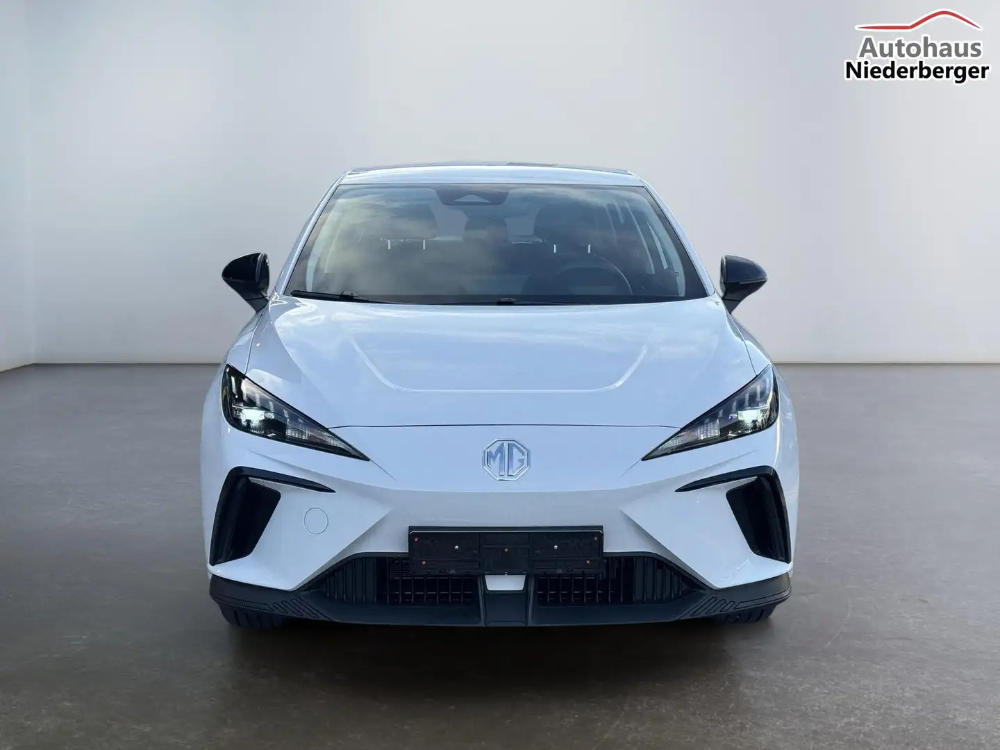 MG MG4 4 49 kWh Navi Kamera 7J Garantie Klimaautomatik... Weiß - 2