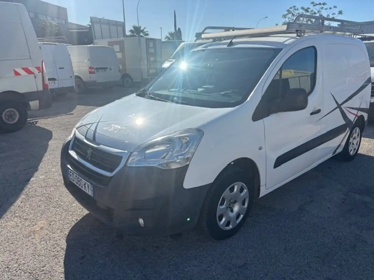 Peugeot Partner 1.6 BLUEHDI 100 BVM5 PACK CLIM NAV