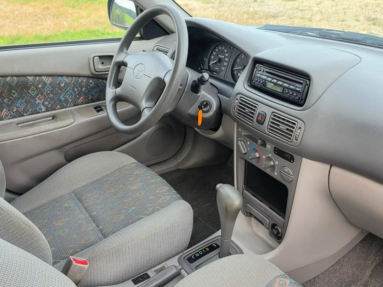 Toyota Corolla 1,4i Linea Terra Plus Automatik – Bild 16