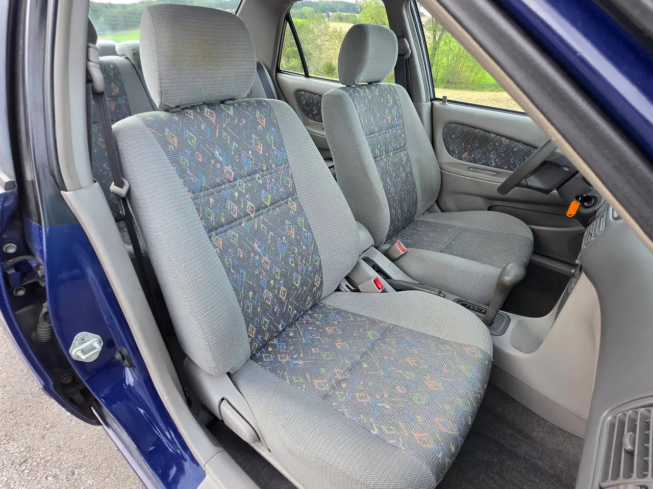 Toyota Corolla 1,4i Linea Terra Plus Automatik – Bild 13
